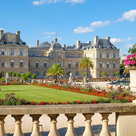 Hotell De Seine 3*