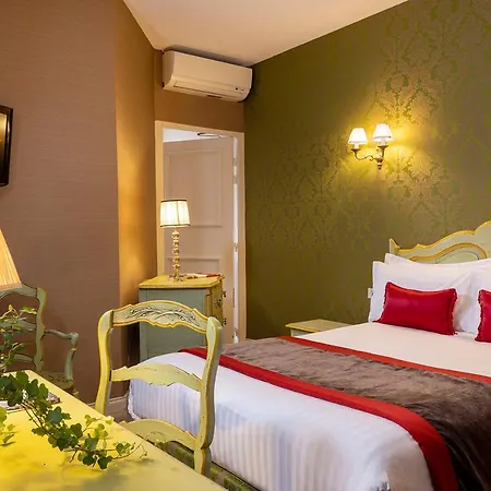 De Seine Hotel 3*