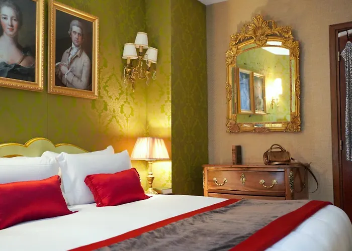 De Seine Hotel 3*